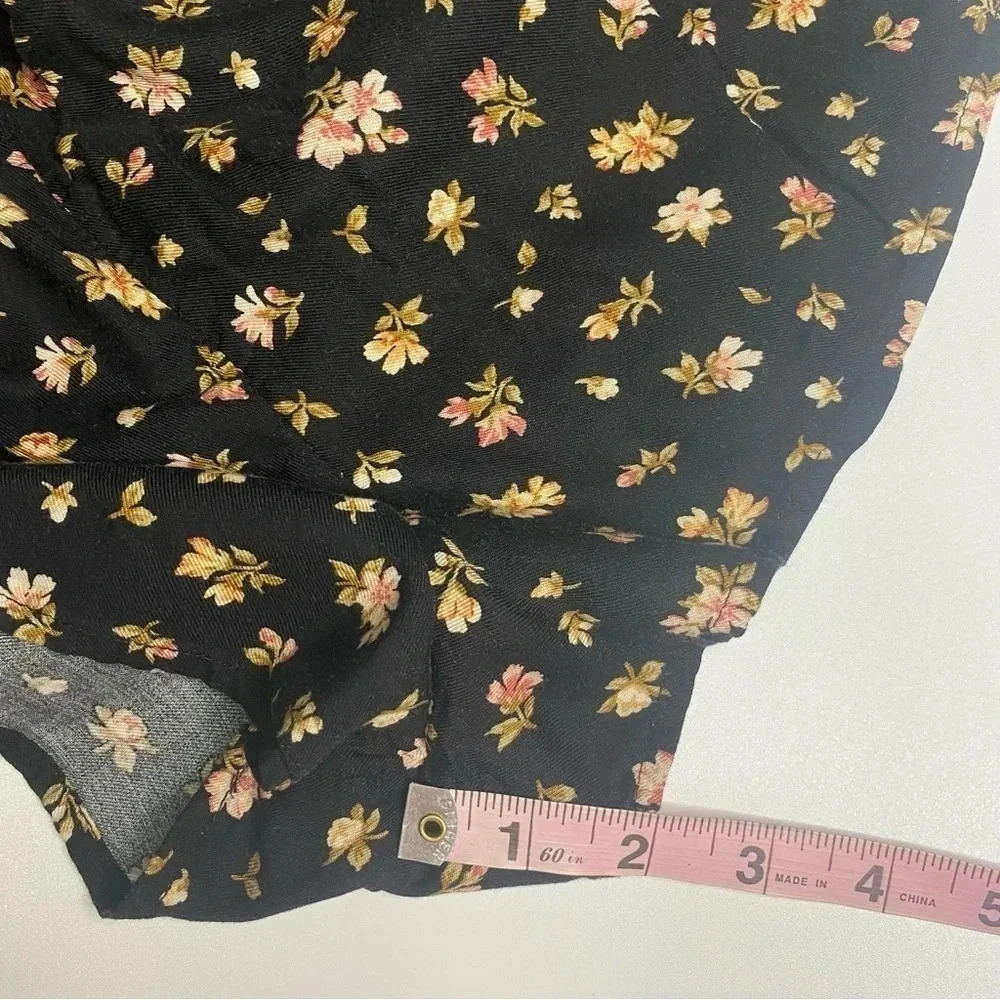 American Eagle XS Square Neck Floral Smocked Romper Black - Picture 9 of 9